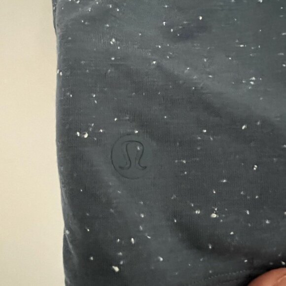 Lululemon Time To Restore Mock Neck Tank Size 2 Iron Blue - Picture 5 of 6